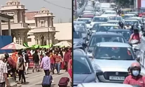 गाड़ियों के अत्यधिक जाम से कराह रही अयोध्या, भारी भीड़ से आवागमन में हो रही असुविधा गाड़ियों के अत्यधिक जाम से कराह रही अयोध्या, भारी भीड़ से आवागमन में हो रही असुविधा