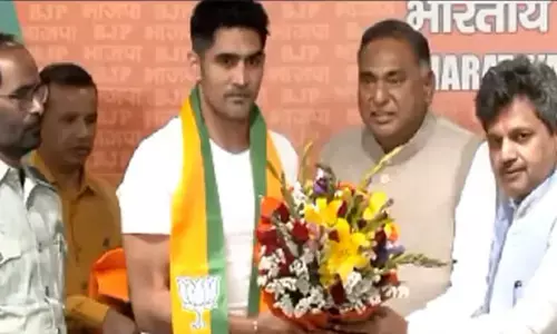 Lok Sabha Election 2024: कांग्रेस को एक और बड़ा झटका, बॉक्सर विजेंदर सिंह भाजपा में हुए शामिल Lok Sabha Election 2024: कांग्रेस को एक और बड़ा झटका, बॉक्सर विजेंदर सिंह भाजपा में हुए शामिल
