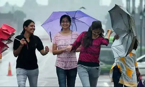 Weather Forecast: दिल्ली-NCR में आज कैसा रहेगा मौसम, गर्मी कब से बढ़ेगी; बारिश को लेकर IMD ने दिया अपडेट