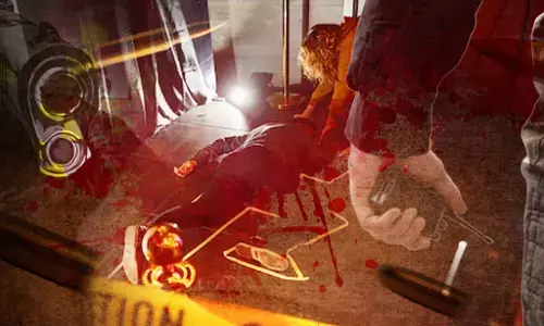 Madhya Pradesh Crime: पत्नी मोबाइल कर रही थी बात, पति ने कुल्हाड़ी से काट दिया हाथ