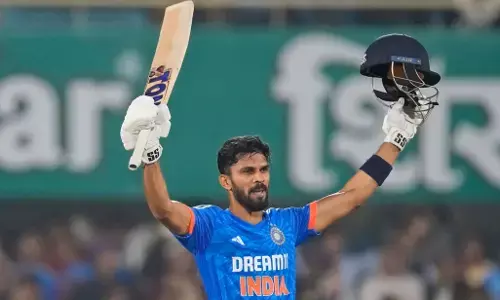 Ruturaj Gaikwad: रुतुराज गायकवाड़ ने तोड़ा केएल राहुल का ये बड़ा रिकॉर्ड, IPL में ऐसा करने वाले पहले भारतीय बने Ruturaj Gaikwad: रुतुराज गायकवाड़ ने तोड़ा केएल राहुल का ये बड़ा रिकॉर्ड, IPL में ऐसा करने वाले पहले भारतीय बने