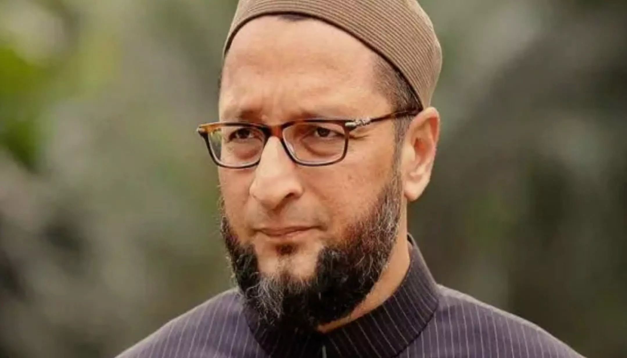 Asaduddin Owaisi Net Worth: चौंका देगी असदुद्दीन ओवैसी की संपत्ति, दो बंदूकों के भी हैं मालिक Asaduddin Owaisi Net Worth: चौंका देगी असदुद्दीन ओवैसी की संपत्ति, दो बंदूकों के भी हैं मालिक
