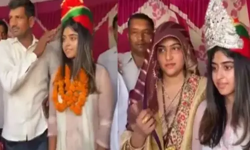 Lok Sabha Election 2024: अखिलेश-डिंपल की बेटी अदिति भी प्रचार में उतरीं, मैनपुरी के मैदान में मां के लिए मांगे वोट Lok Sabha Election 2024: अखिलेश-डिंपल की बेटी अदिति भी प्रचार में उतरीं, मैनपुरी के मैदान में मां के लिए मांगे वोट