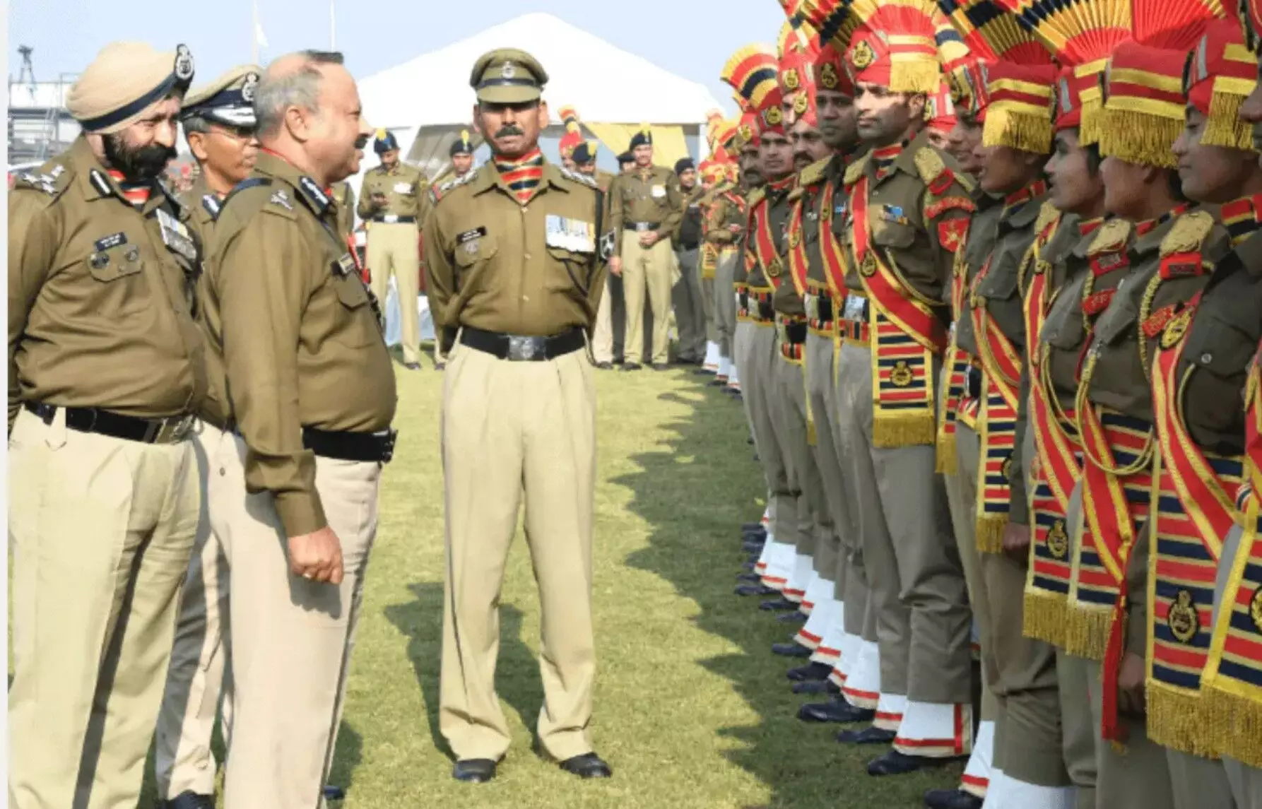 UPSC CAPF Recruitment 2024: सेंट्रल पुलिस फोर्स में असिस्टेंट कमांडेंट की बंपर वैकेंसी, ग्रेजुएट कर सकते हैं अप्लाई