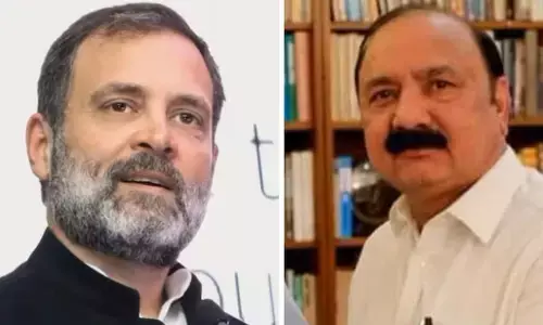 Lok Sabha Chunav 2024: कांग्रेस ने खोले पत्ते, रायबरेली से राहुल गांधी, अमेठी से केएल शर्मा लड़ेंगे चुनाव Lok Sabha Chunav 2024: कांग्रेस ने खोले पत्ते, रायबरेली से राहुल गांधी, अमेठी से केएल शर्मा लड़ेंगे चुनाव