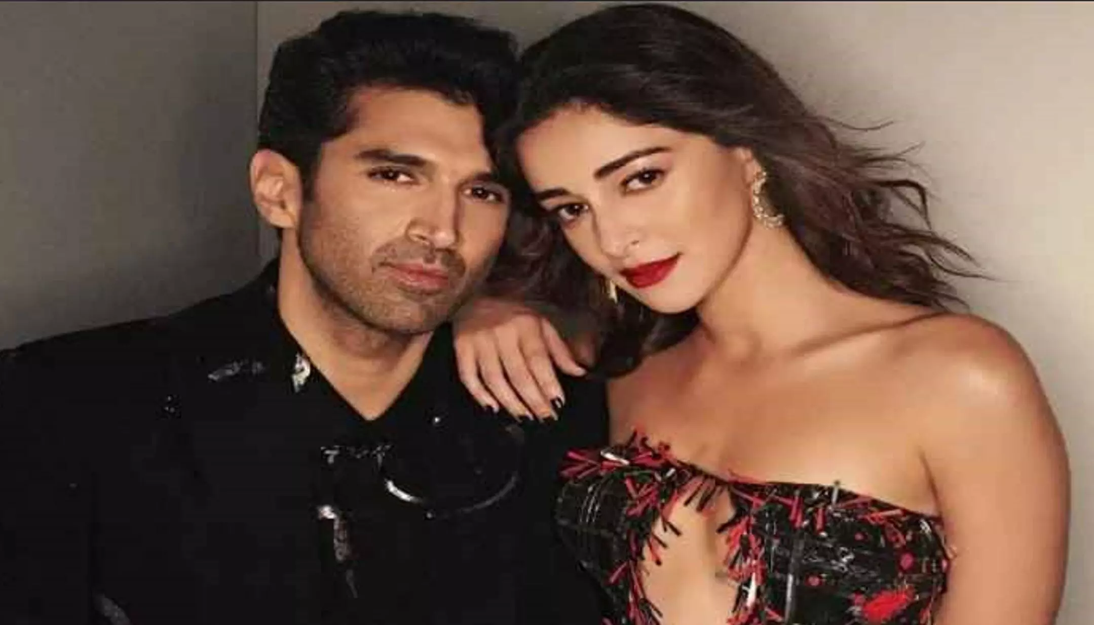 ADITYA-ANANYA: आदित्य रॉय कपूर और अनन्या पांडे का हुआ ब्रेकअप! एक्ट्रेस ने शेयर किया ये पोस्ट