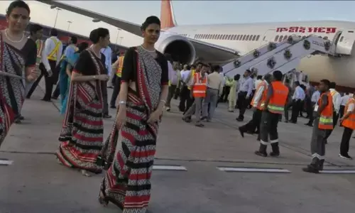 Air India Employees Strike: Air India की 70 से ज्यादा फ्लाइट्स कैंसिल...सिक लीव पर गए 300 से ज्यादा कर्मचारी