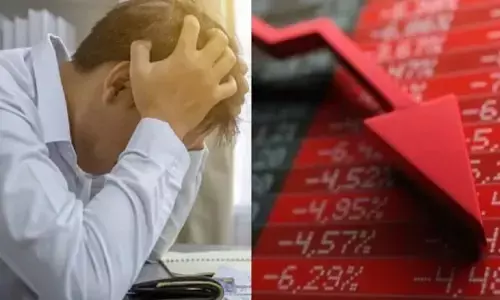 Stock Market Crash : शेयर बाजार में आया भूचाल... खुलते ही Sensex 700 अंक फिसला! जानिए- कौन से शेयर गिरे धड़ाम! Stock Market Crash : शेयर बाजार में आया भूचाल... खुलते ही Sensex 700 अंक फिसला! जानिए- कौन से शेयर गिरे धड़ाम!