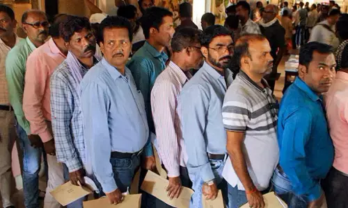 Lok Sabha Election 2024 Phase 5: मतदान केंद्र, मतदाता सूची में नाम ऑनलाइन कैसे खोजें, स्टेप बाय स्टेप गाइड Lok Sabha Election 2024 Phase 5: मतदान केंद्र, मतदाता सूची में नाम ऑनलाइन कैसे खोजें, स्टेप बाय स्टेप गाइड