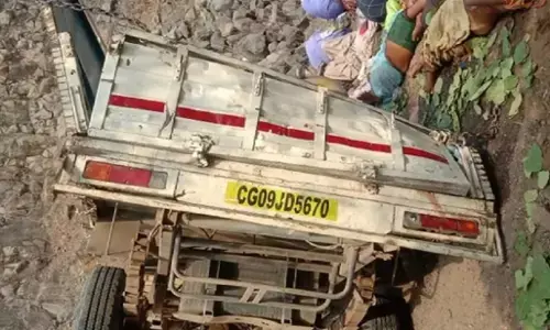 Chhattisgarh Accident: कवर्धा जिले में बड़ा हादसा, पिकअप पलटी, 15 लोगों की मौत, 20 से ज्‍यादा घायल