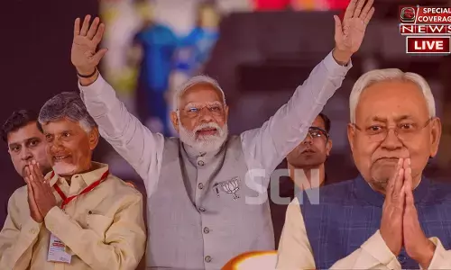 नीतीश और नायडू के हाथ में रिमोट, ऐसे में क्या नरेंद्र मोदी क़ो गठबंधन सरकार चला पाना आसान होगा? नीतीश और नायडू के हाथ में रिमोट, ऐसे में क्या नरेंद्र मोदी क़ो गठबंधन सरकार चला पाना आसान होगा?