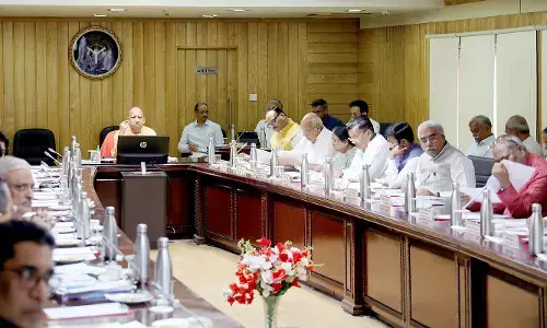 तबादला नीति को मिली मंजूरी...योगी सरकार ने मंजूर कर दिए 41 प्रस्ताव, देखिए- पूरी लिस्ट तबादला नीति को मिली मंजूरी...योगी सरकार ने मंजूर कर दिए 41 प्रस्ताव, देखिए- पूरी लिस्ट