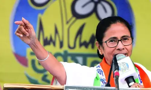 बंगाल उपचुनाव के लिए TMC ने जारी की 4 उम्मीदवारों की लिस्ट, 10 जुलाई को है वोटिंग बंगाल उपचुनाव के लिए TMC ने जारी की 4 उम्मीदवारों की लिस्ट, 10 जुलाई को है वोटिंग