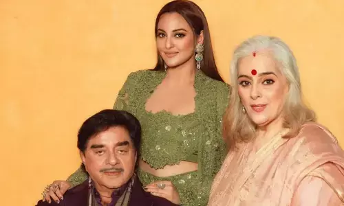 Shatrughan Sinha on Sonakshi Sinha: शादी के बाद भी सोनाक्षी को अपने घर रखना चाहते थे शत्रुघ्न? जब कहा था- परमिशन लेकर ही डेट करना Shatrughan Sinha on Sonakshi Sinha: शादी के बाद भी सोनाक्षी को अपने घर रखना चाहते थे शत्रुघ्न? जब कहा था- परमिशन लेकर ही डेट करना
