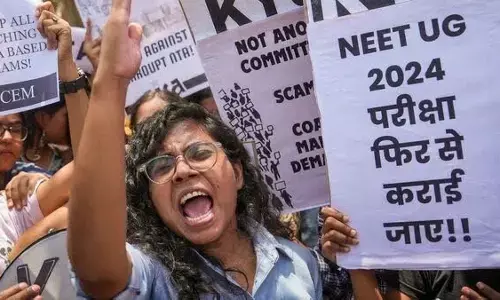 रात में ही मिल गया था पेपर,  फूफा ने करवाई थी सेटिंग NEET पेपर लीक के आरोपी छात्र का कुबूलनामे से हड़कंप