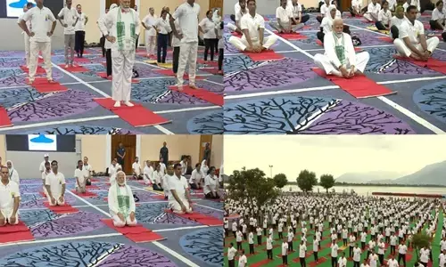 Yoga Day 2024: PM मोदी ने श्रीनगर में किया योगाभ्यास, बोले- अब योग पर बात करते हैं दुनिया के नेता Yoga Day 2024: PM मोदी ने श्रीनगर में किया योगाभ्यास, बोले- अब योग पर बात करते हैं दुनिया के नेता