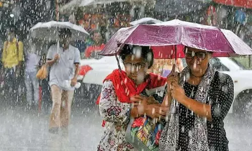 Delhi Weather Update Today: दिल्ली में भी दस्तक देने वाला है मानसून, अब लोगों को जल्द मिलेगी गर्मी से राहत Delhi Weather Update Today: दिल्ली में भी दस्तक देने वाला है मानसून, अब लोगों को जल्द मिलेगी गर्मी से राहत