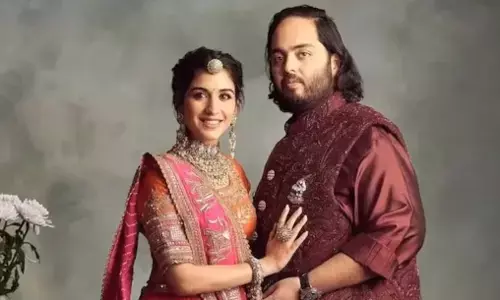 Anant-Radhika Sangeet: ग्रैंड होगी अनंत-राधिका की संगीत सेरेमनी, दिखाई जाएगी कपल की लव स्टोरी Anant-Radhika Sangeet: ग्रैंड होगी अनंत-राधिका की संगीत सेरेमनी, दिखाई जाएगी कपल की लव स्टोरी