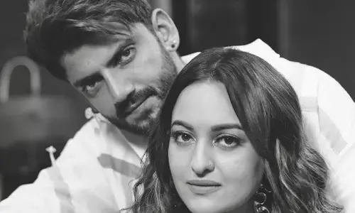 Sonakshi Sinhas Wedding: सोनाक्षी सिन्हा नहीं अपनाएंगी इस्लाम धर्म, एक्ट्रेस के होने वाले ससुर ने दिया बयान Sonakshi Sinhas Wedding: सोनाक्षी सिन्हा नहीं अपनाएंगी इस्लाम धर्म, एक्ट्रेस के होने वाले ससुर ने दिया बयान