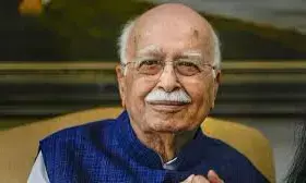 भारत रत्न लालकृष्ण आडवाणी की तबीयत फिर बिगड़ी, दिल्ली के अपोलो अस्पताल में एडमिट भारत रत्न लालकृष्ण आडवाणी की तबीयत फिर बिगड़ी, दिल्ली के अपोलो अस्पताल में एडमिट