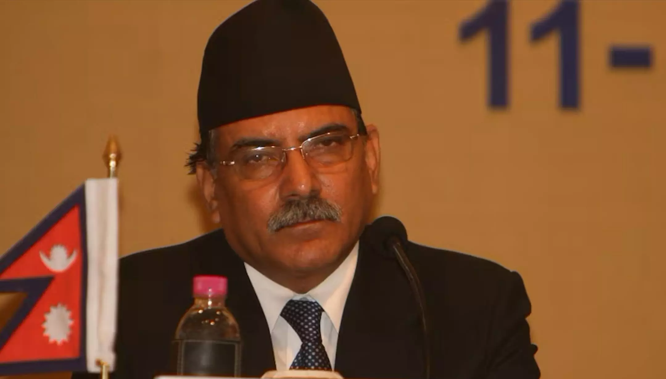 Nepal News Hindi: नेपाल में बदले राजनीतिक समीकरण, प्रचंड की कुर्सी को खतरा, 13 वीं बार गिरने जा रही सरकार Nepal News Hindi: नेपाल में बदले राजनीतिक समीकरण, प्रचंड की कुर्सी को खतरा, 13 वीं बार गिरने जा रही सरकार