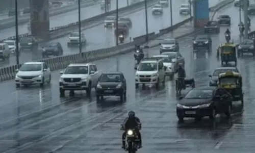 Weather Update: दिल्ली-NCR में क्या उमस से मिलेगी राहत? IMD ने येलो अलर्ट किया जारी, जानें कैसा रहेगा मौसम Weather Update: दिल्ली-NCR में क्या उमस से मिलेगी राहत? IMD ने येलो अलर्ट किया जारी, जानें कैसा रहेगा मौसम