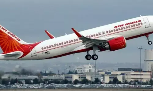 Air India Gift Cards: अब यात्री फ्लाइट में बुक कर सकेंगे मनपसंद सीट, कंपनी ने लॅान्च किया गिफ्ट कार्ड Air India Gift Cards: अब यात्री फ्लाइट में बुक कर सकेंगे मनपसंद सीट, कंपनी ने लॅान्च किया गिफ्ट कार्ड