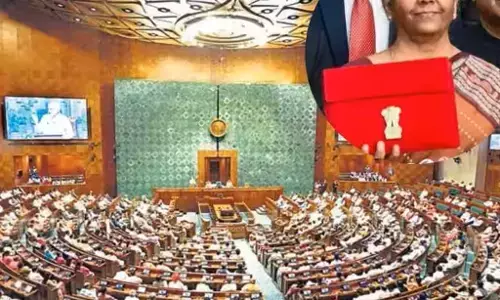 Budget 2024: बजट सत्र से पहले सरकार ने बुलाई सर्वदलीय बैठक, विपक्ष के साथ गतिरोध खत्म करने की होगी कोशिश