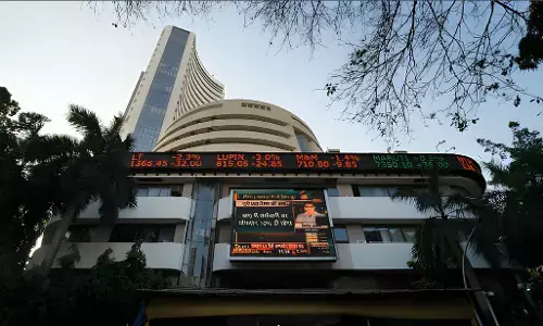 Stock Market Opening: बजट से पहले शेयर बाजार में बहार, सेंसेक्स 229 अंक बढ़कर खुला, निफ्टी में भी उछाल