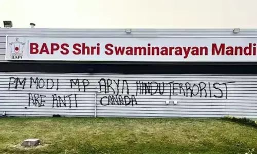 Canada Temple vandalised: कनाडा के हिंदू मंदिर में तोड़फोड़, प्रधानमंत्री नरेंद्र मोदी के खिलाफ नारे लिखे Canada Temple vandalised: कनाडा के हिंदू मंदिर में तोड़फोड़, प्रधानमंत्री नरेंद्र मोदी के खिलाफ नारे लिखे