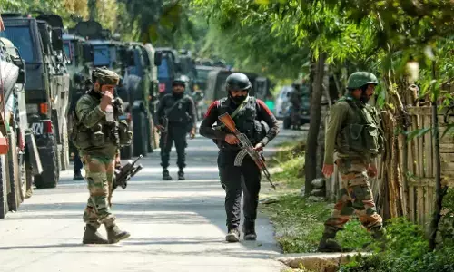 Kishtwar Encounter: जम्मू-कश्मीर के किश्तवाड़ में मुठभेड़, सुरक्षा बलों ने आतंकियों को घेरा, पैरा कमांडो ने संभाला मोर्चा