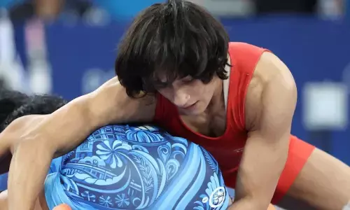 Vinesh Phogat: विनेश फोगाट के सिल्वर मेडल पर आज कितने बजे आएगा फैसला? वर्ल्ड रेसलिंग में बदला जा सकता है नियम