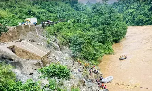 Nepal Bus Accident: नेपाल बस हादसे में 41 हुई मरने वालों की संख्या, वायुसेना के विमान से लाए जाएंगे 24 भारतीयों के शव Nepal Bus Accident: नेपाल बस हादसे में 41 हुई मरने वालों की संख्या, वायुसेना के विमान से लाए जाएंगे 24 भारतीयों के शव