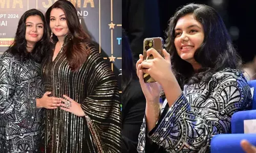 Aaradhya Bachchan New Look: 12 साल की आराध्या के ट्रांसफॉर्मेशन ने उड़ाए सबके होश! मेकअप लुक में छाईं, मां ऐश्वर्या संग बिखेरा जलवा Aaradhya Bachchan New Look: 12 साल की आराध्या के ट्रांसफॉर्मेशन ने उड़ाए सबके होश! मेकअप लुक में छाईं, मां ऐश्वर्या संग बिखेरा जलवा