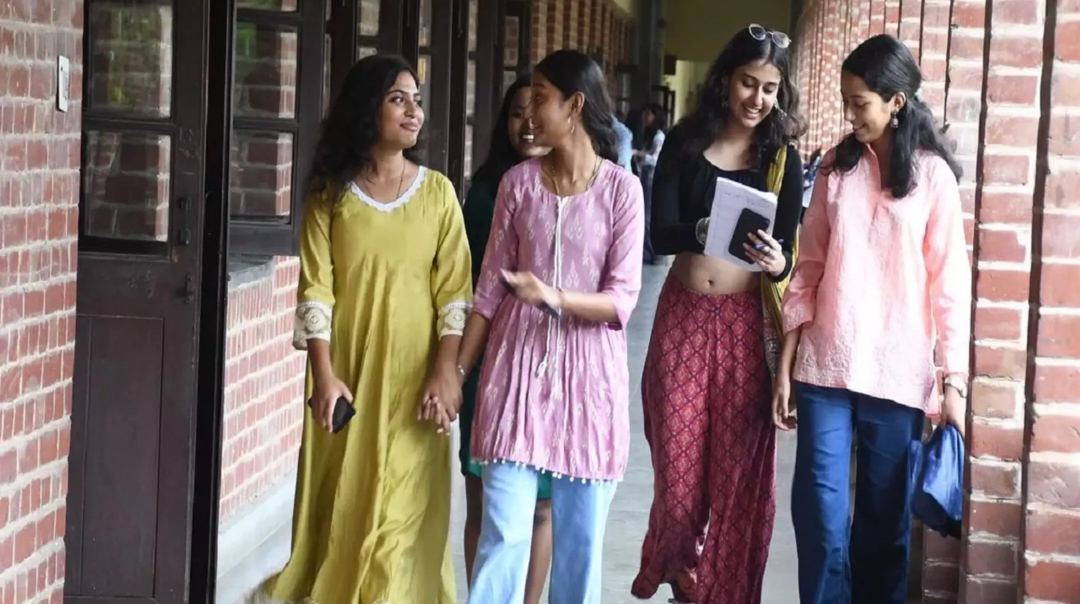 PM Internship Scheme Portal: आज से शुरू होगी पीएम इंटर्नशिप के लिए आवेदन, इन डॉक्यूमेंट को रखें तैयार PM Internship Scheme Portal: आज से शुरू होगी पीएम इंटर्नशिप के लिए आवेदन, इन डॉक्यूमेंट को रखें तैयार