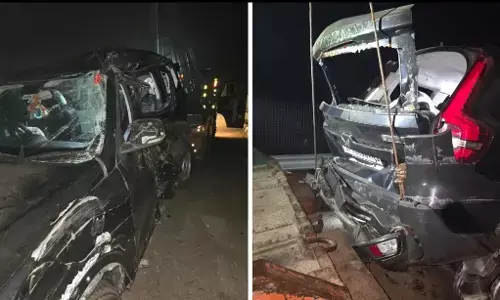 UP: आगरा-लखनऊ एक्सप्रेस-वे पर दर्दनाक हादसा, सैफई मेडिकल कॉलेज के 5 डॉक्टरों की मौत