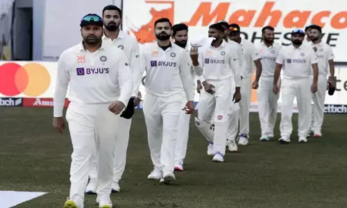 IND vs AUS: ऑस्ट्रेलिया ने वापसी की कर ली है तैयारी, एडिलेड टेस्ट में डेब्यू करेगा 32 साल का धाकड़ गेंदबाज