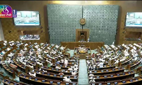 One Nation-One Election: लोकसभा में बहुमत से स्वीकार हुआ एक देश-एक चुनाव बिल, पक्ष में पड़े 269 वोट One Nation-One Election: लोकसभा में बहुमत से स्वीकार हुआ एक देश-एक चुनाव बिल, पक्ष में पड़े 269 वोट