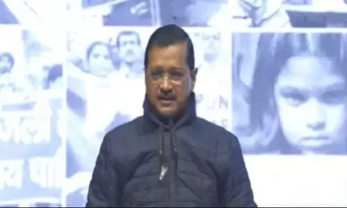 Sanjeevani Yojana: बुजुर्गों के लिए अरविंद केजरीवाल का बड़ा ऐलान, प्राइवेट-सरकारी अस्पतालों में होगा मुफ्त इलाज Sanjeevani Yojana: बुजुर्गों के लिए अरविंद केजरीवाल का बड़ा ऐलान, प्राइवेट-सरकारी अस्पतालों में होगा मुफ्त इलाज