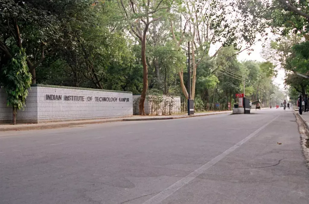 खुले में शौच से मुक्त भारत में भारतीय प्रौद्यौगिकी संस्थान, कानपुर में 34 दलित परिवार बिना शौचालय के खुले में शौच से मुक्त भारत में भारतीय प्रौद्यौगिकी संस्थान, कानपुर में 34 दलित परिवार बिना शौचालय के