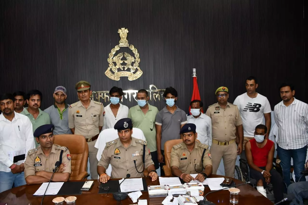 मुज़फ्फरनगर में पूर्व प्रधान के अपहरण का पुलिस ने किया सनसनीखेज खुलासा, 6 गिरफ्तार मुज़फ्फरनगर में पूर्व प्रधान के अपहरण का पुलिस ने किया सनसनीखेज खुलासा, 6 गिरफ्तार