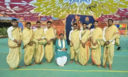 *इस 10 दिवसीय महायज्ञ में प्रतिदिन यज्ञ, वेदपाठ, ध्यान, सत्संग और सांस्कृतिक कार्यक्रम आयोजित किए जा रहे हैं *इस 10 दिवसीय महायज्ञ में प्रतिदिन यज्ञ, वेदपाठ, ध्यान, सत्संग और सांस्कृतिक कार्यक्रम आयोजित किए जा रहे हैं