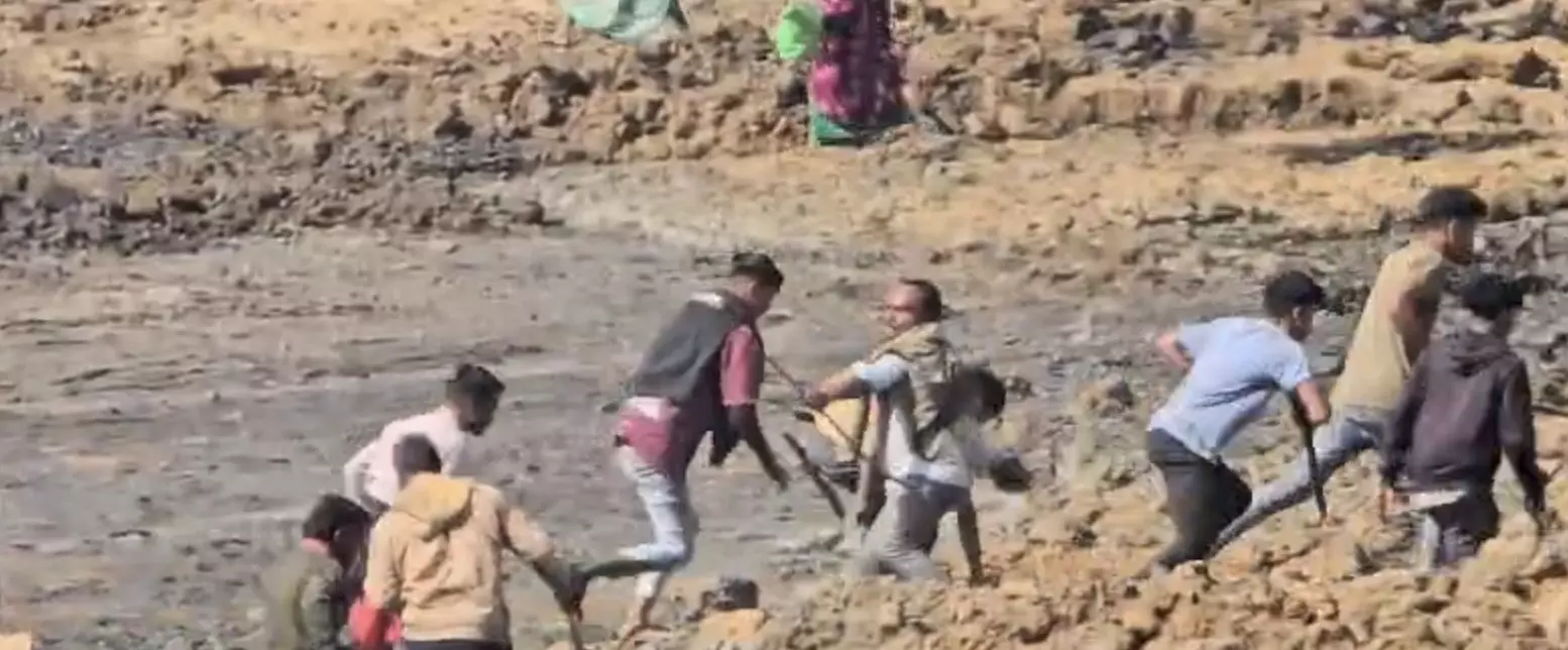 अमेरा में ग्रामीणों पर लाठीचार्ज और आंसू गैस के गोले छोड़ने की तीखी निंदा की किसान सभा ने, कहा : पेसा और वनाधिकार कानून का खुला उल्लंघन, भाजपा सरकार की नीतियां जिम्मेदार