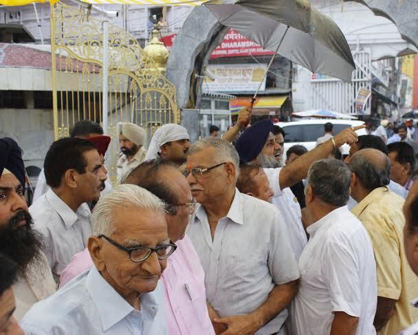 श्रीअमृतसर को विश्व का नंबर एक पर्यटक स्थल बना देंगे - सुखबीर बादल श्रीअमृतसर को विश्व का नंबर एक पर्यटक स्थल बना देंगे - सुखबीर बादल