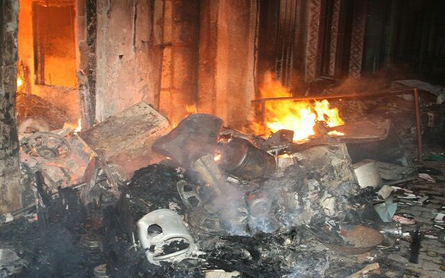 मेरठ से किडनैप मासूम का शव मिला, आरोपियों के घरों को जलाकर किया राख