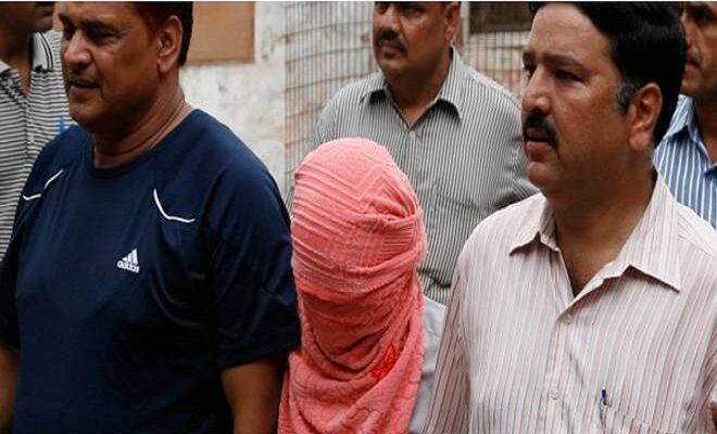 निर्भया का रेपिस्ट आतंकियों के टच में, IB ने जारी किया अलर्ट निर्भया का रेपिस्ट आतंकियों के टच में, IB ने जारी किया अलर्ट