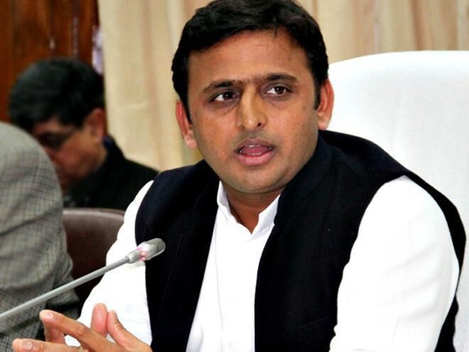 महिलाओं को दौड़ा-दौड़ा कर पीटने वाले आरोपी सपाई को अखिलेश ने किया बर्खास्त महिलाओं को दौड़ा-दौड़ा कर पीटने वाले आरोपी सपाई को अखिलेश ने किया बर्खास्त