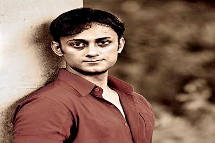भूतों का प्रमाण देने वाले शख्स की रहस्यमयी मौत, जानें क्या है राज! भूतों का प्रमाण देने वाले शख्स की रहस्यमयी मौत, जानें क्या है राज!