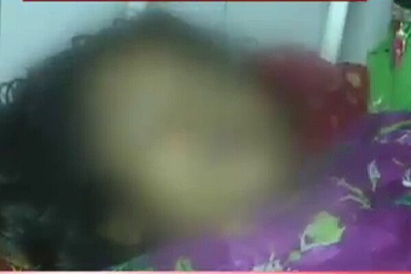 मोतीहारी में निर्भया कांड बीच सड़क पर लड़की से रेप, निजी अंग में बंदूक की नली और लकड़ी डाल दी मोतीहारी में निर्भया कांड बीच सड़क पर लड़की से रेप, निजी अंग में बंदूक की नली और लकड़ी डाल दी