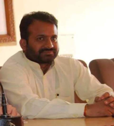 दागी मुख्तार को ना तो दागी दीपक सिंघल को हां क्यों? बताएं मुख्यमंत्री दागी मुख्तार को ना तो दागी दीपक सिंघल को हां क्यों? बताएं मुख्यमंत्री